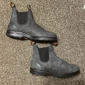 *BRAND NEW* Blundstone All-Terrain Boots in Rustic Black
